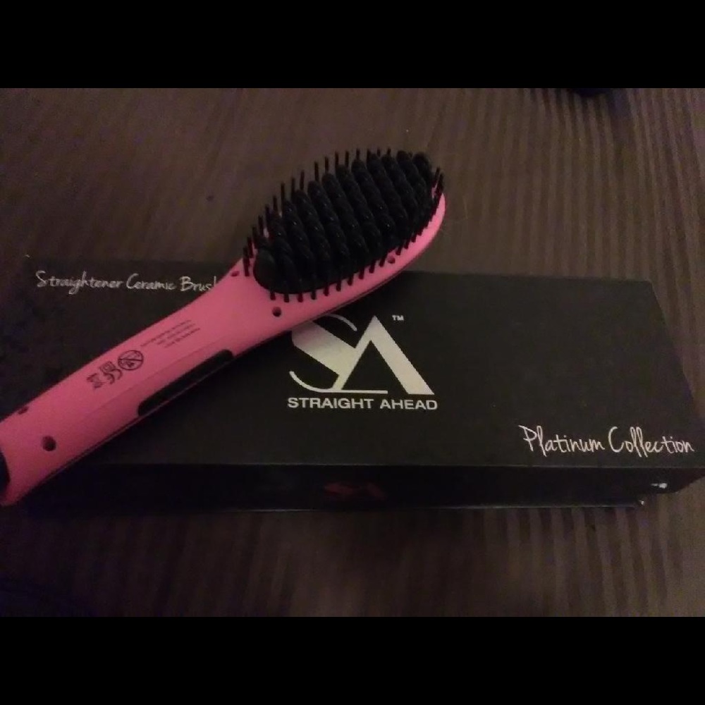 Straightening brush